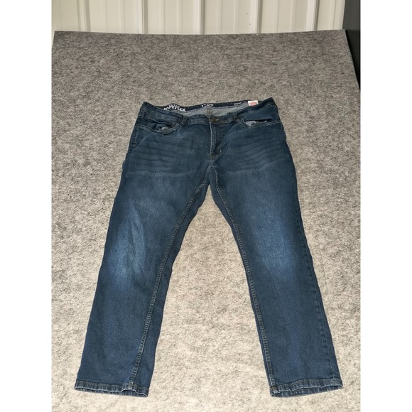 IZOD Jeans Men's Size 42x30 Blue Straight Fit Dark Wash Denim - Picture 1 of 7
